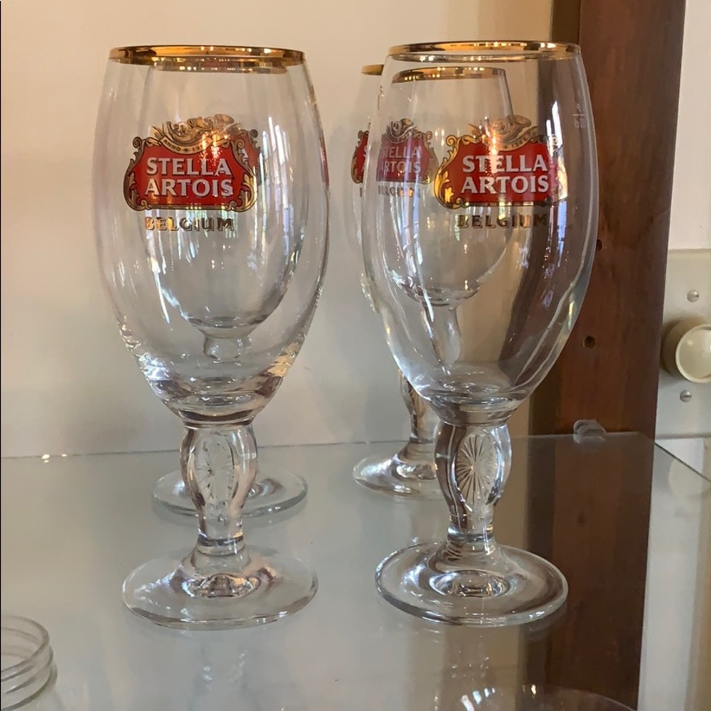 Like new Stella Artois pint glasses